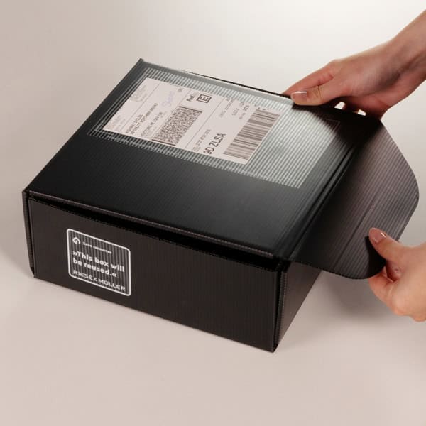 Verpackung zurückschicken - Schritt 2 - Boden umklappen