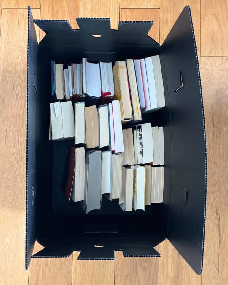 Mehrweg Umzugsbox mit Bücher